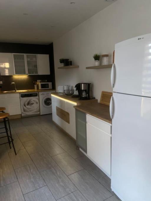 Gite Comme Chez Soi Ducey Les Cheris Εξωτερικό φωτογραφία