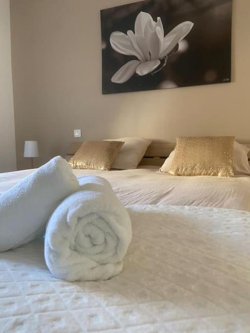Gite Comme Chez Soi Ducey Les Cheris Εξωτερικό φωτογραφία